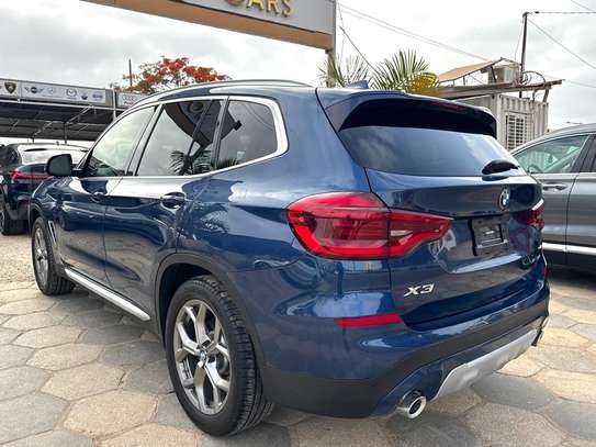 BMW X3 XLINE image 5