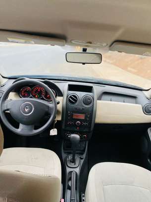 Renault Duster 2017 image 12