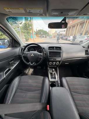 MITSUBISHI OUTLANDER SPORT 2018 image 9