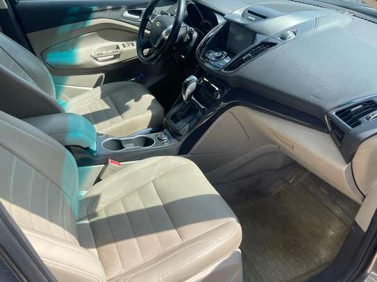 Escape titanium 4X4 Full Option image 5