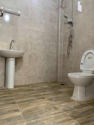 Bel appartement aux Almadies (zone de recasement) image 7