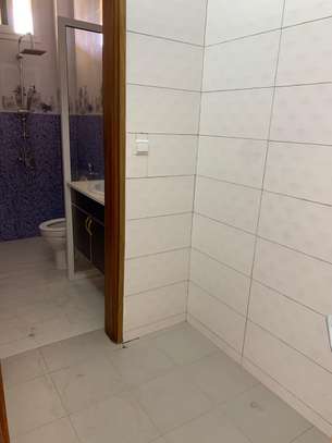 Bel appartement spacieux à la Cité Keur Gorgui image 10