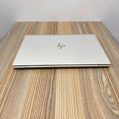 Hp elitebook 840 g8 image 4