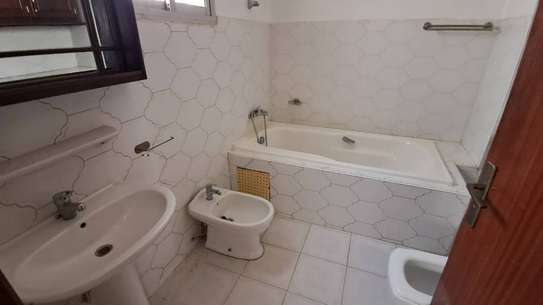 Appartement F3 à louer à Fann Mermoz image 4