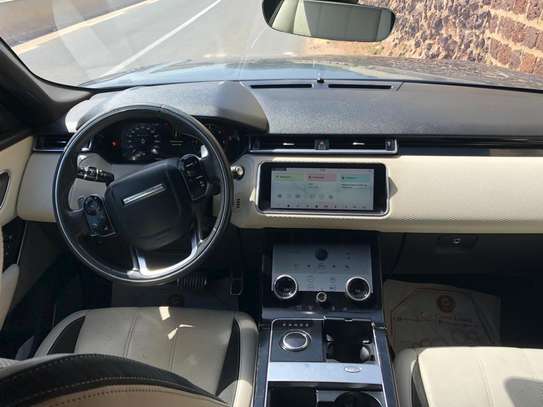 LOCATION RANGE ROVER VELAR image 9