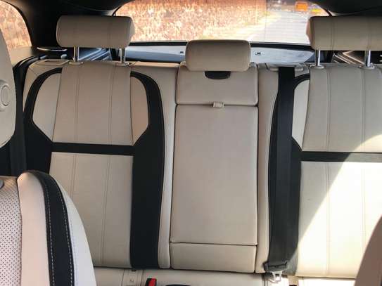LOCATION RANGE ROVER VELAR image 10