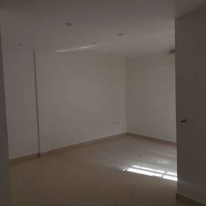 Appartement 3ch salon rdc a Yoff Virage image 3