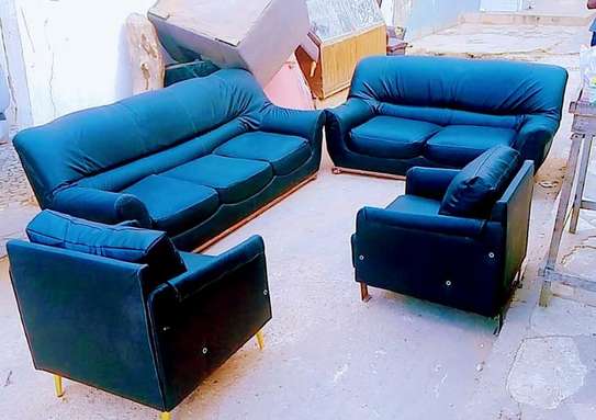 Canape 7 places à bon état italienne image 1