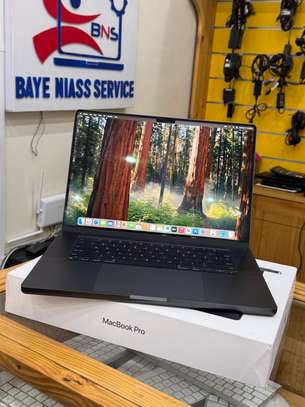 MacBook Pro with Apple Chip M3 Pro 16 Pouces 2023 image 4