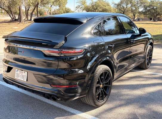 Porsche Cayenne S coupé image 11