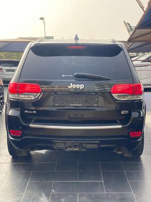 Jeep Grand Cherokee image 2
