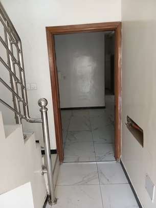 APPARTEMENT A LOUER AUX MARISTES image 2