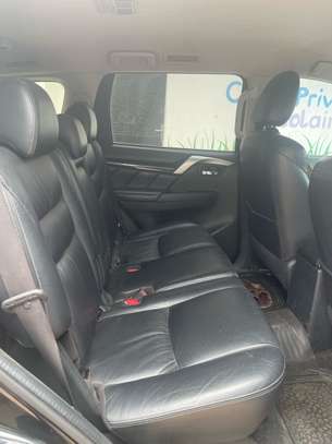 mitsubishi pajero sport image 9