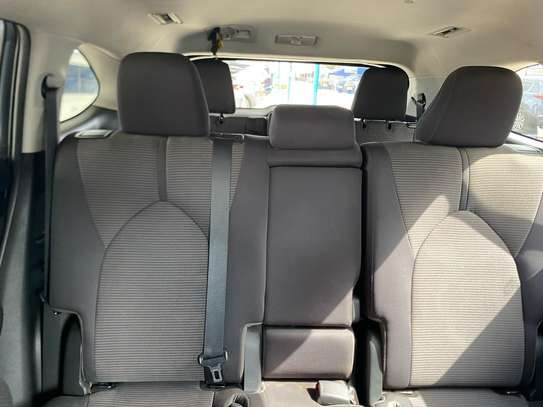 TOYOTA HIGHLANDER image 2