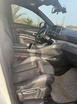 PEUGEOT 3008 Gt line image 6