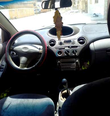 Toyota yaris image 3