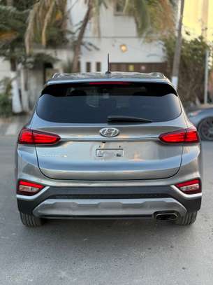 Hyundai Santa Fe 2019 image 4