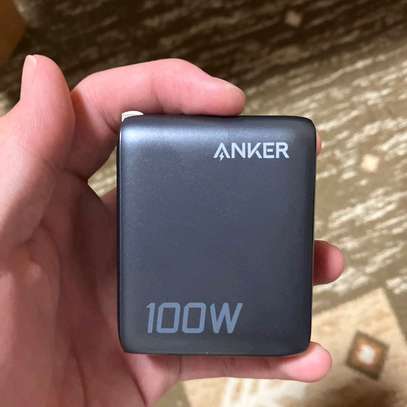 Anker charger 100W image 3