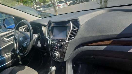 Hyundai Santa Fe 2017 image 6