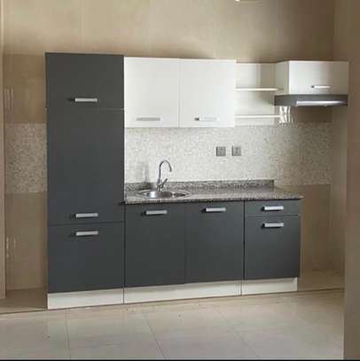 Cuisine sans équipements éléctroménager image 3