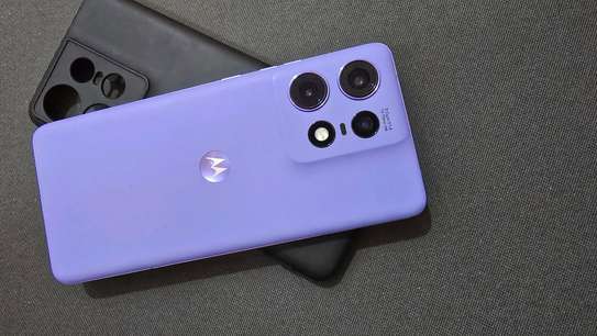 Motorola edge 50 Pro  256GB 12GB image 6