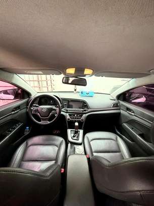 Hyundai avante 2017 image 1