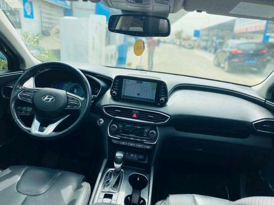Hyundai santafe gt 2020 image 9