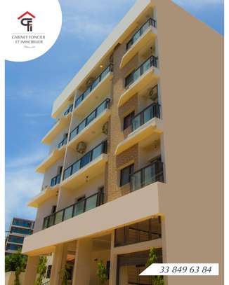 PLATEAUX DE BURAUX A LOUER AUX ALMADIES image 1