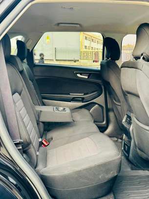 Ford Edge SEL 2019 image 8