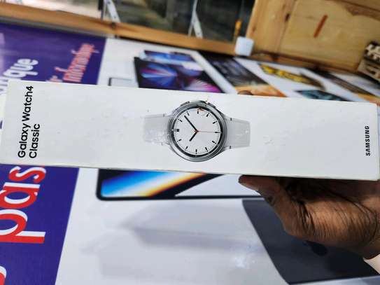 Samsung galaxy watch 5 et 4 scelle image 1