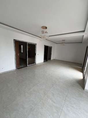 APPARTEMENTS F4 AUX MAMELLES image 3