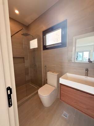 Appartement f4 neuf à vendre au point e image 15