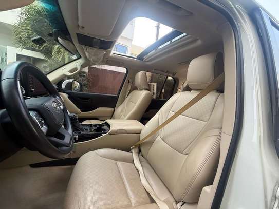 TOYOTA LAND CRUISER  VX 2022 7PLACES image 5