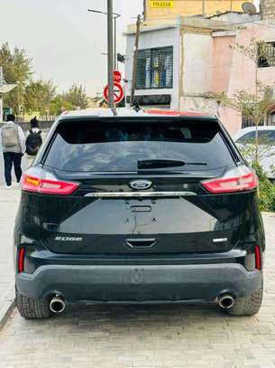 Ford Edge SEL 2019 image 4