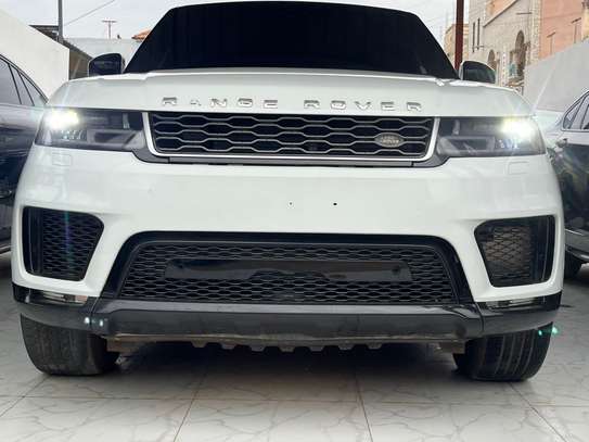 LAND ROVER image 1