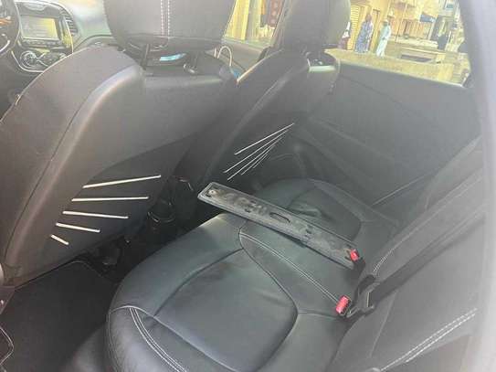 Renault QM3 capture 2016 image 4