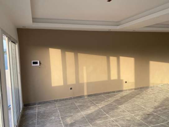 F6 en Triplex corniche Ouakam image 14