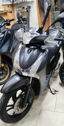 A vendre Honda Sh 150cm3 image 2