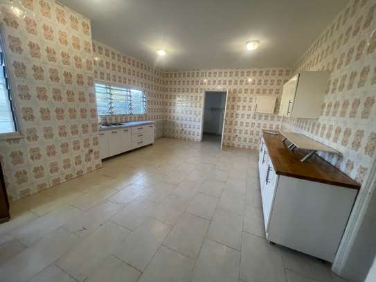 Appartement 4chambres terrasse à Louer Almadies image 3