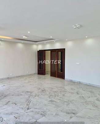 Appartement spacieux à louer aux Mamelles image 6