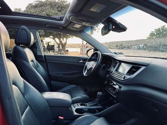 Hyundai Tucson 2017 limited image 11