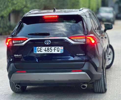 Toyota rav4 année 2022 image 4