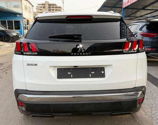 Peugeot 3008 2018 image 2