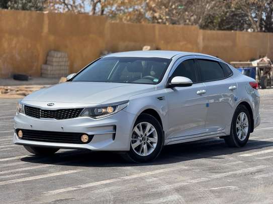 Kia k5 image 2