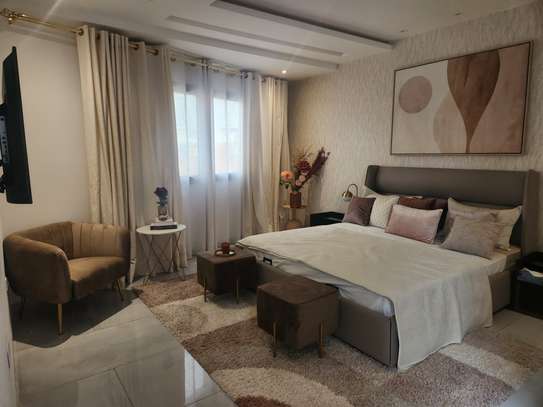 F4 ultra moderne à louer avec les meubles image 3