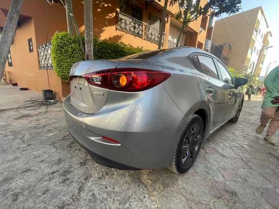 MAZDA 3 2016 image 4