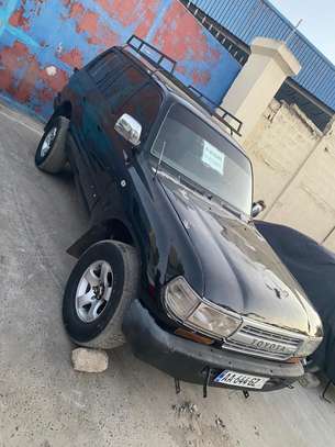 Toyota land cruiser ancien modèle image 8