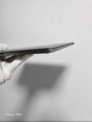Macbook Pro 2017 13,3 pouces, core i7, touch-barre image 4