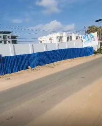 Terrain de 2391m2 tf sis sur la corniche des Almadies image 1