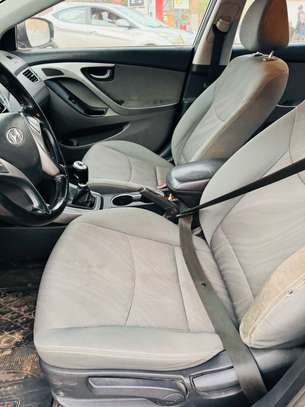 Hyundai Elantra 2015 image 5